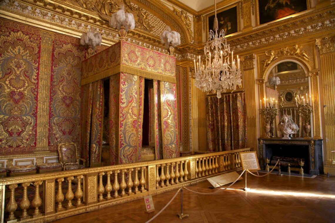 Architectural landmark: palace of versailles king's bed chamber © jean-marie hullot
