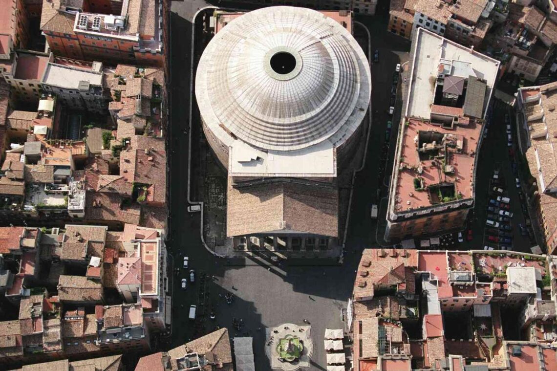 Architectural landmark: pantheon birds eye view © patrick durand