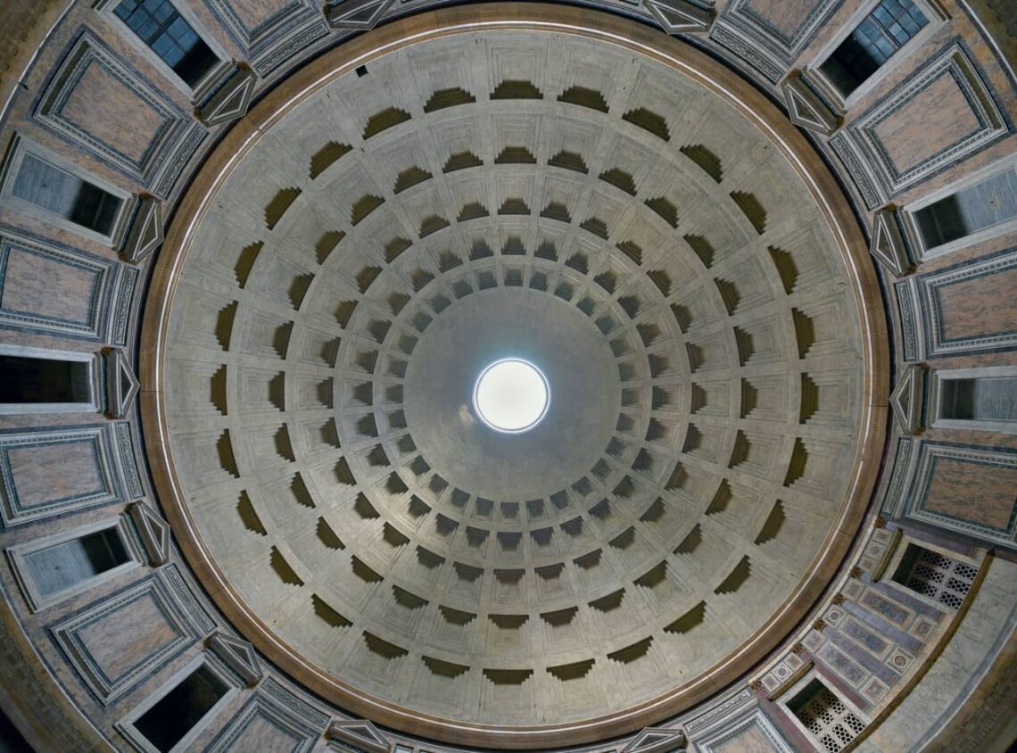 Architectural landmark: pantheon interior © stella levantesi / tripsavvy