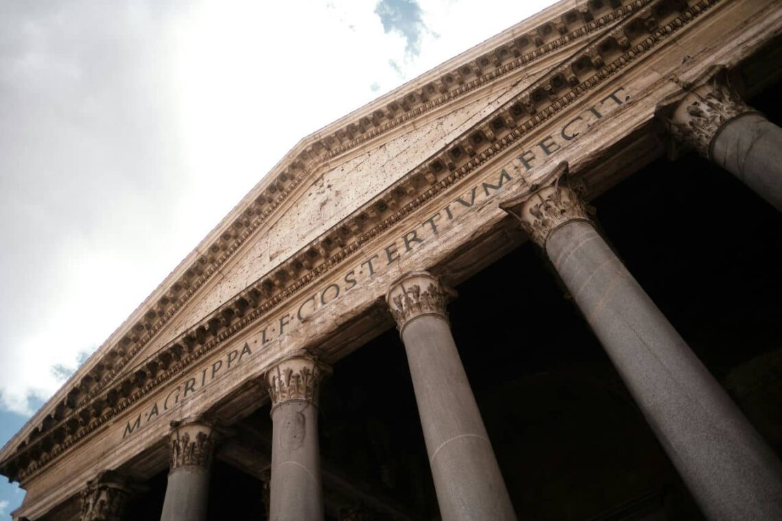 Architectural landmark: pantheon exterior closeup © david kaloczi