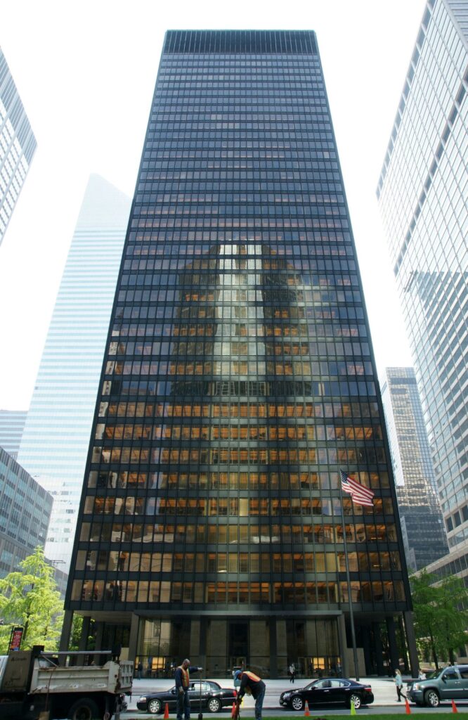 20 Famous Architectural Landmarks In The United States For Architects 234 Architectural landmark: seagram building park avenue view ยฉ noroton