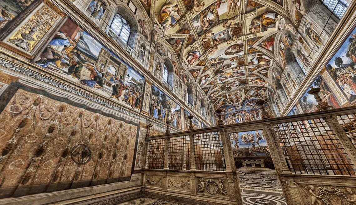 Architectural landmark: sistine chapel interior © sistine chapel rome