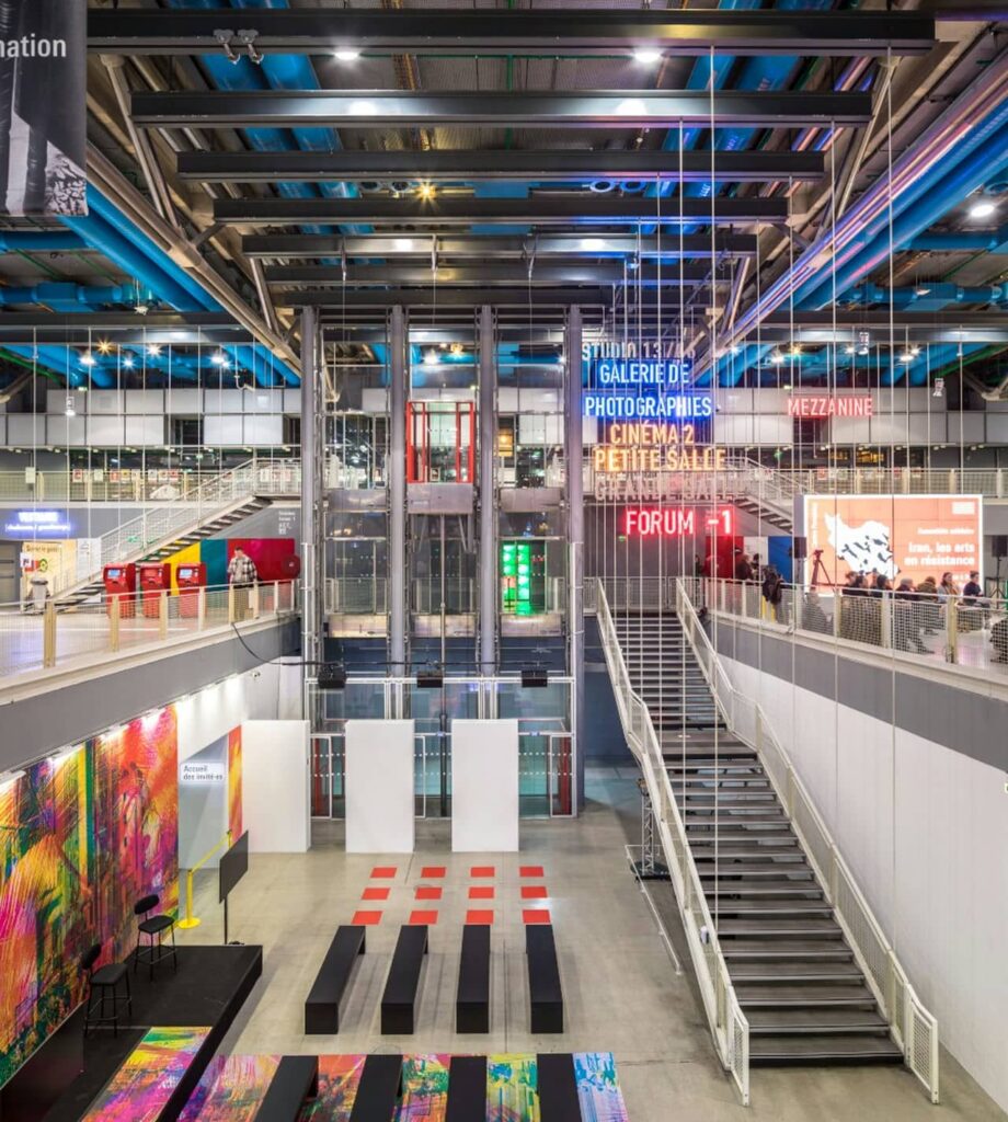 Architectural landmark: the centre pompidou, foyer © centre pompidou