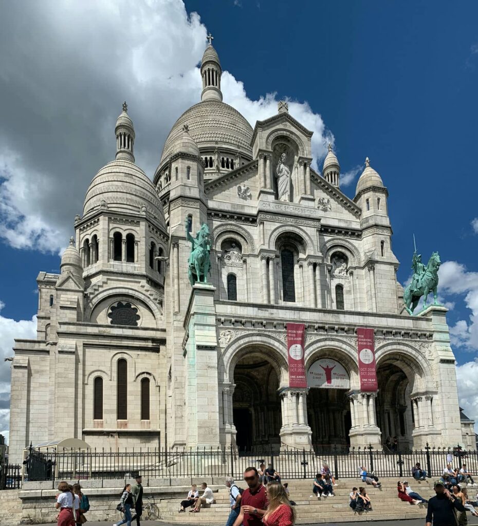 Architectural landmark: the basilica of the sacred heart of paris, south façade © chabe