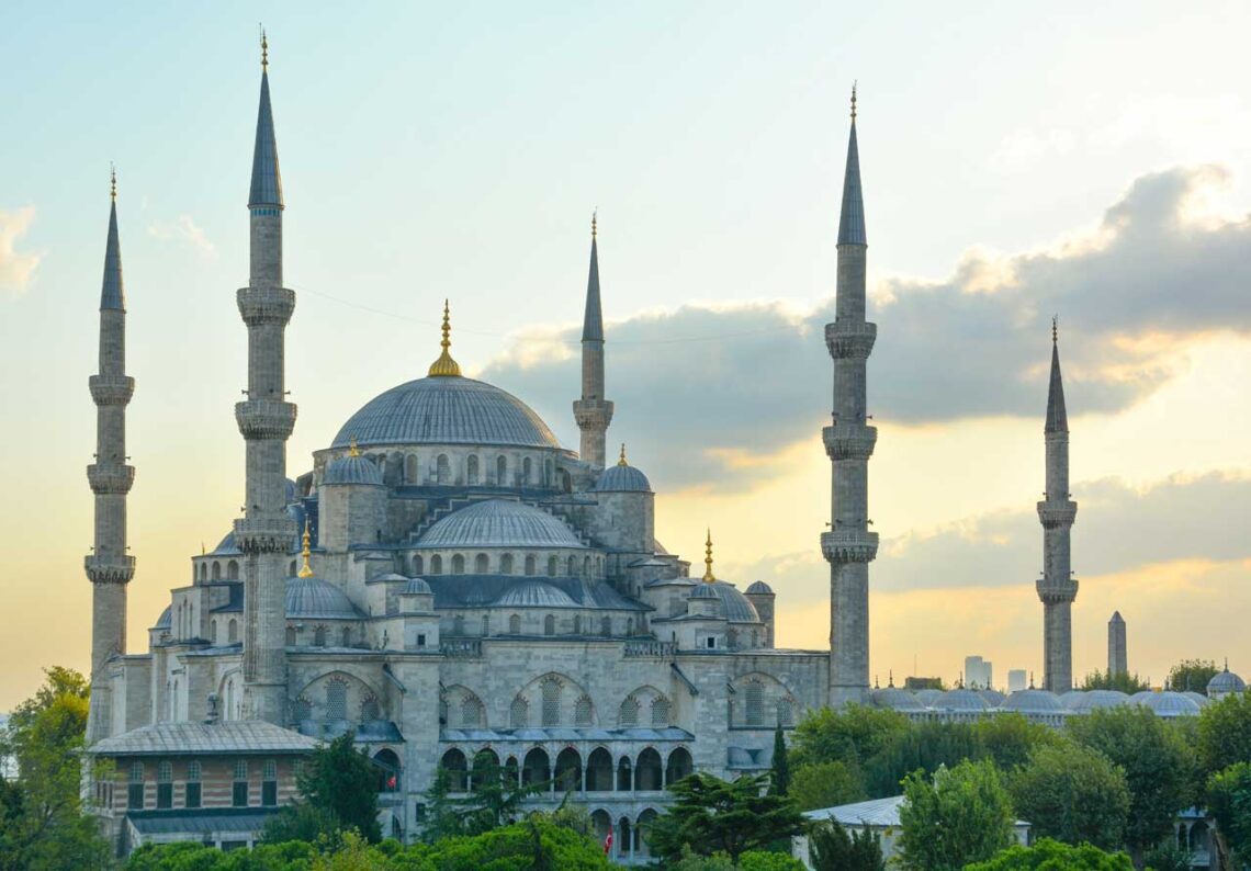 Architectural landmark: sultan ahmed mosque, exterior © eesha sohail
