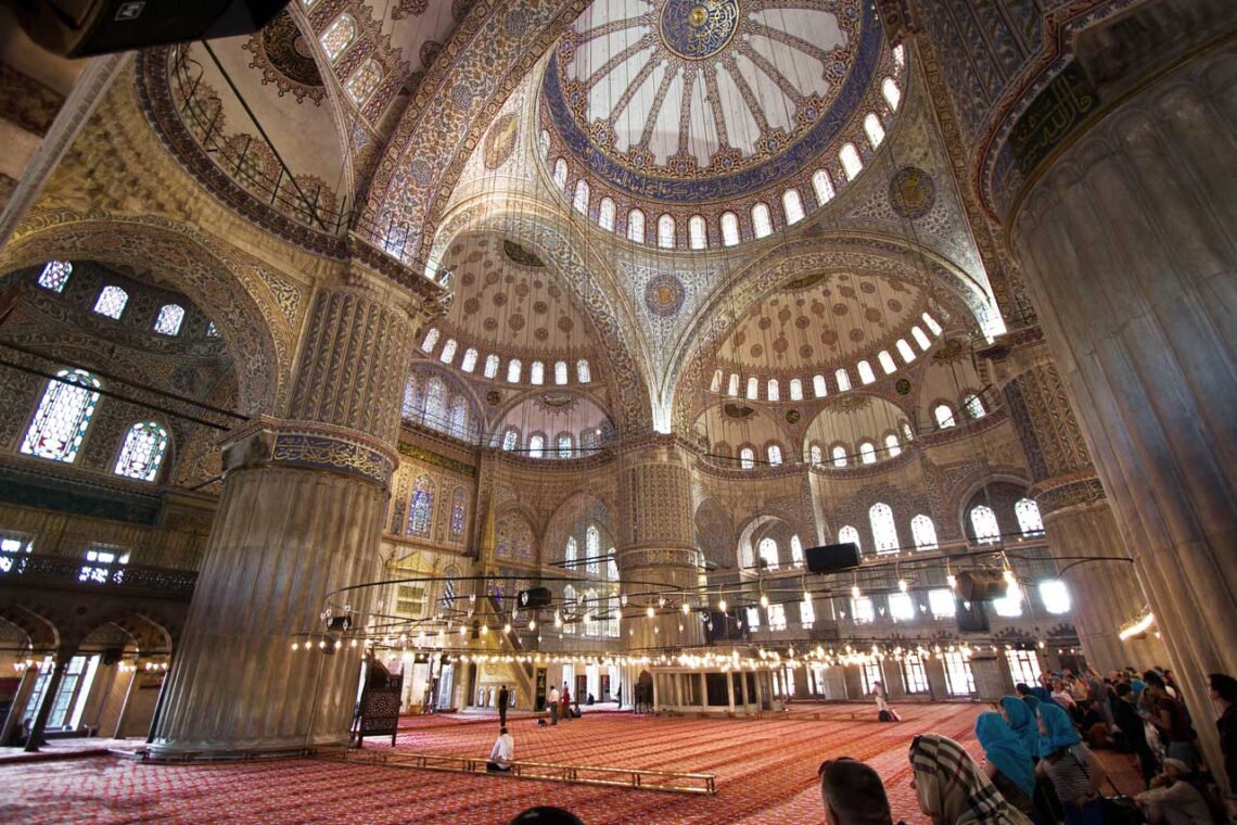 Architectural landmark: sultan ahmed mosque, interior © christian perez