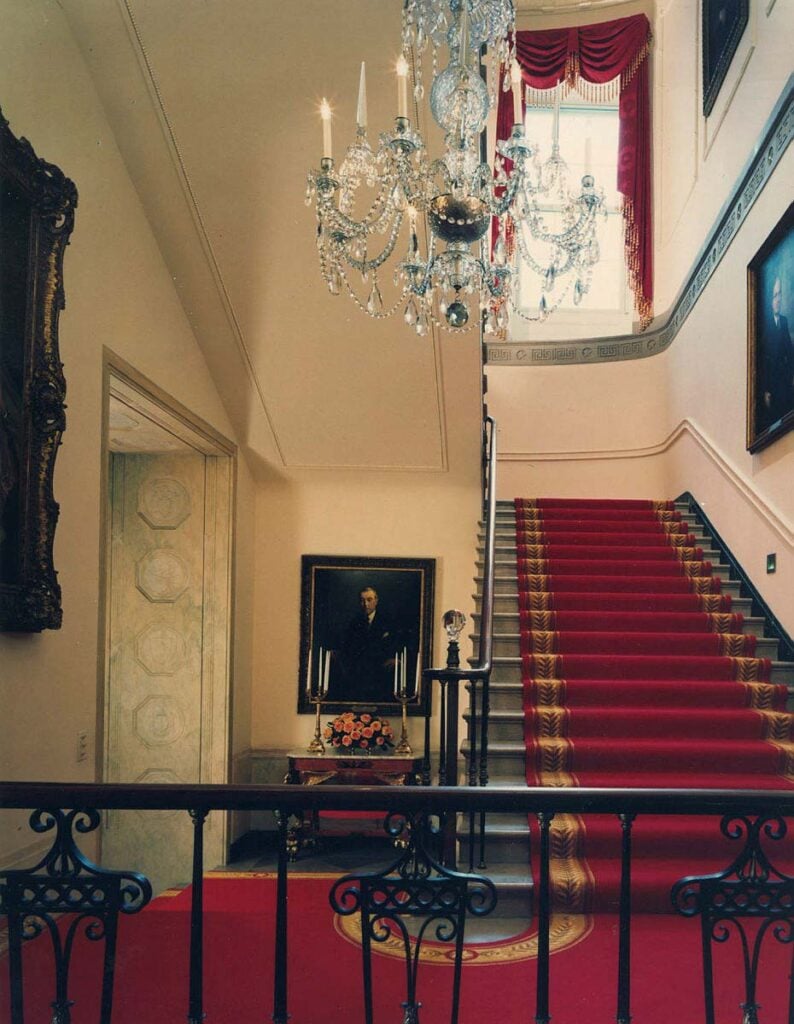 Architectural landmark: the white house grand staircase © white house historical association