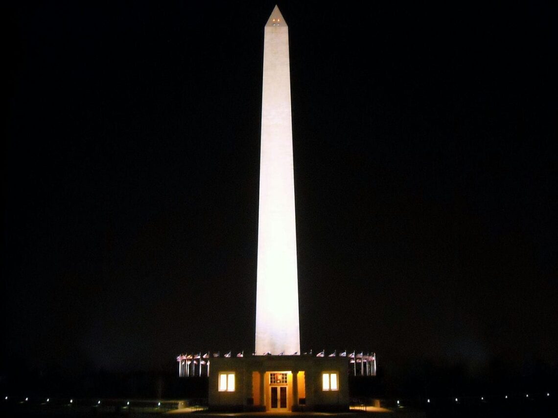 20 Famous Architectural Landmarks In The United States For Architects 257 Architectural landmark: washington monument nightview closeup ยฉ agnostic preachers kid