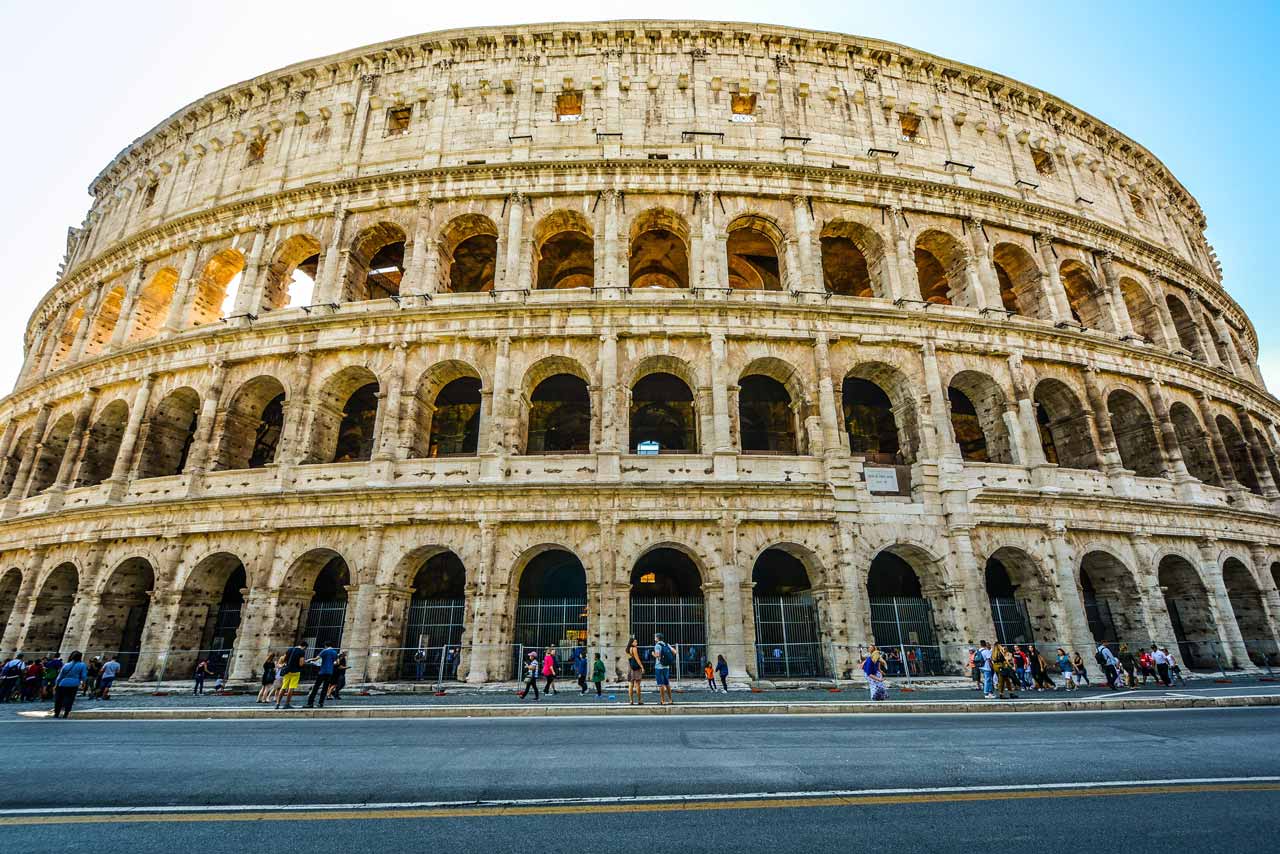Colosseum rome outer side view © pixabay