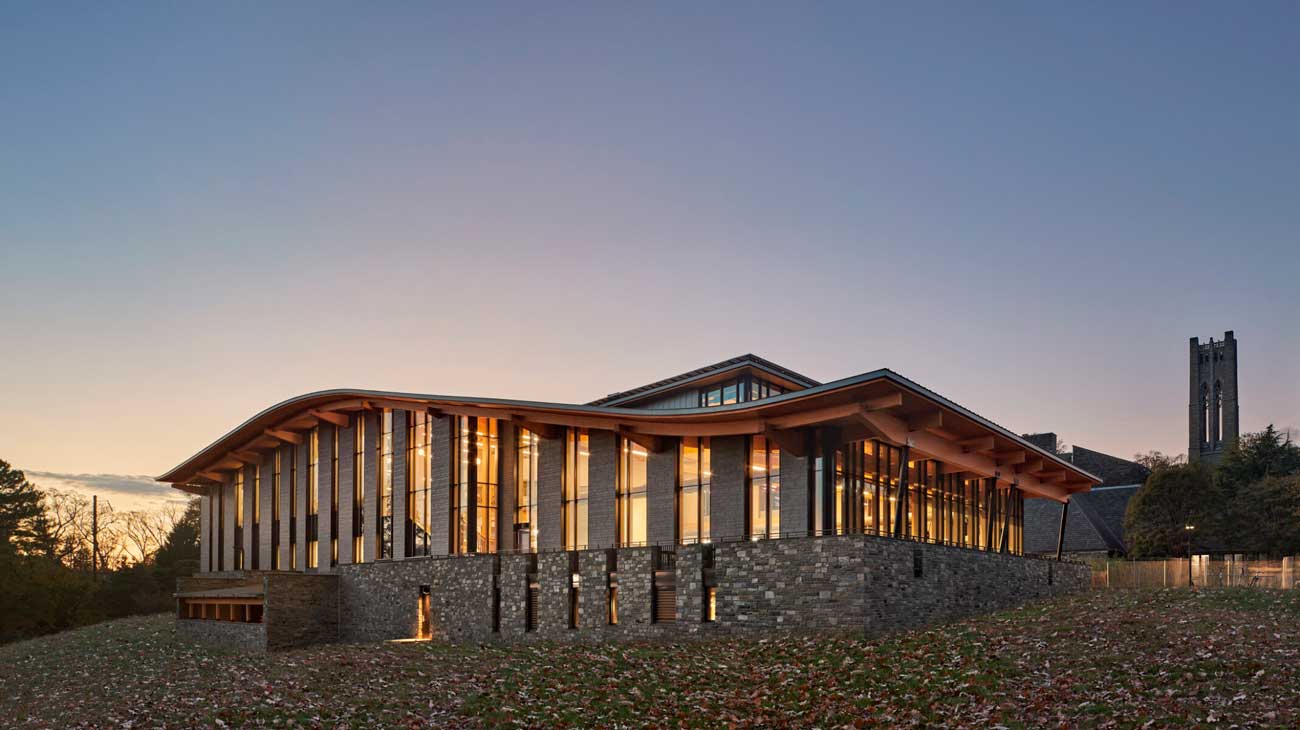 Dlr group: swarthmore college dining and community commons, pennsylvania - carbon-neutral dining facility, completed in 2019. © dlr group