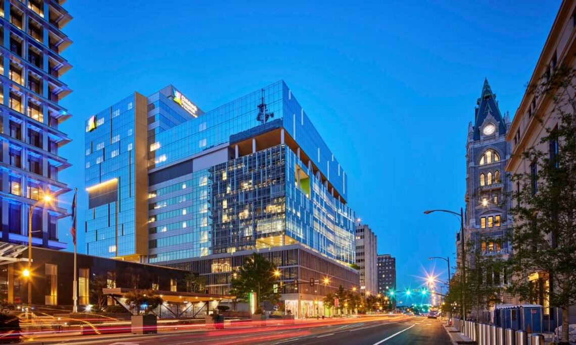 Hks: children’s hospital of richmond pavilion - pediatric hospital in richmond, virginia, 16 floors, 640,000 sq ft, opened 2020. © hks