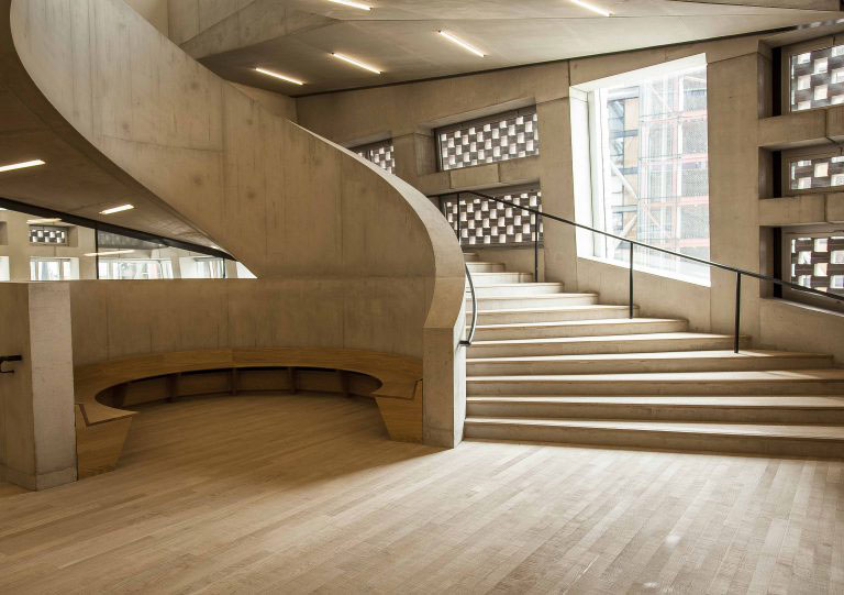Herzog & de meuron: tate modern spiralling staircase cast in concrete