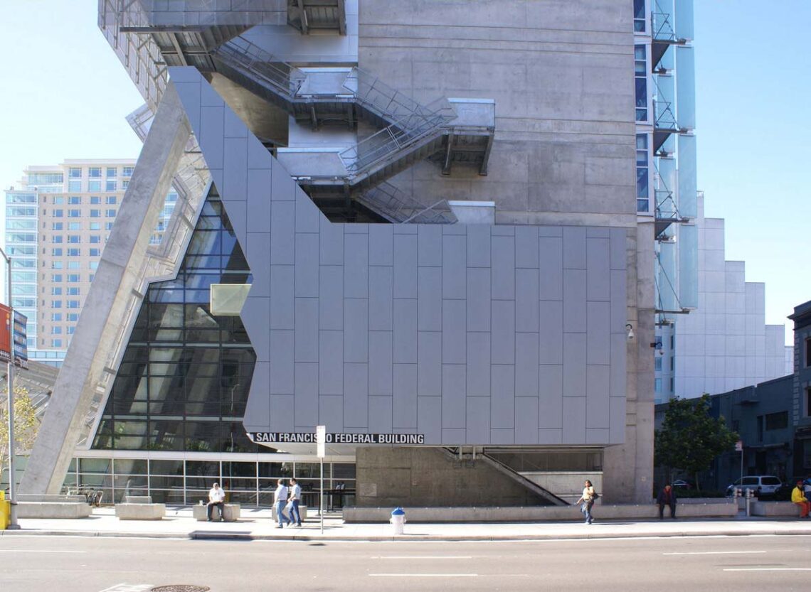 Morphosis architects: san francisco federal building intersection of mission street and 7th street © haeb
