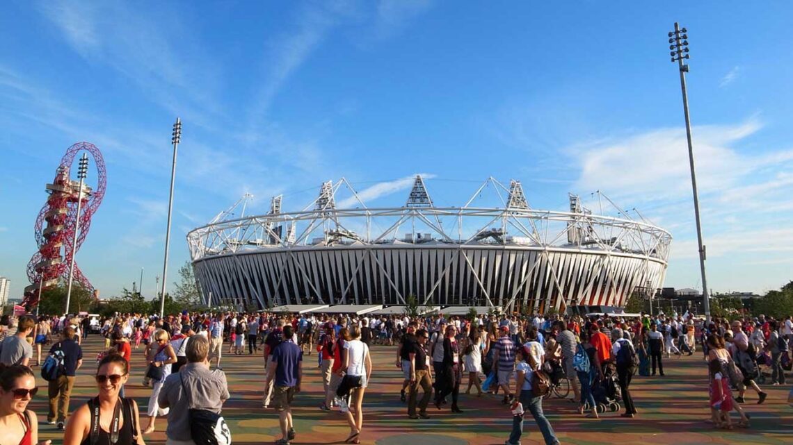 Populous: london 2012 olympic stadium façade