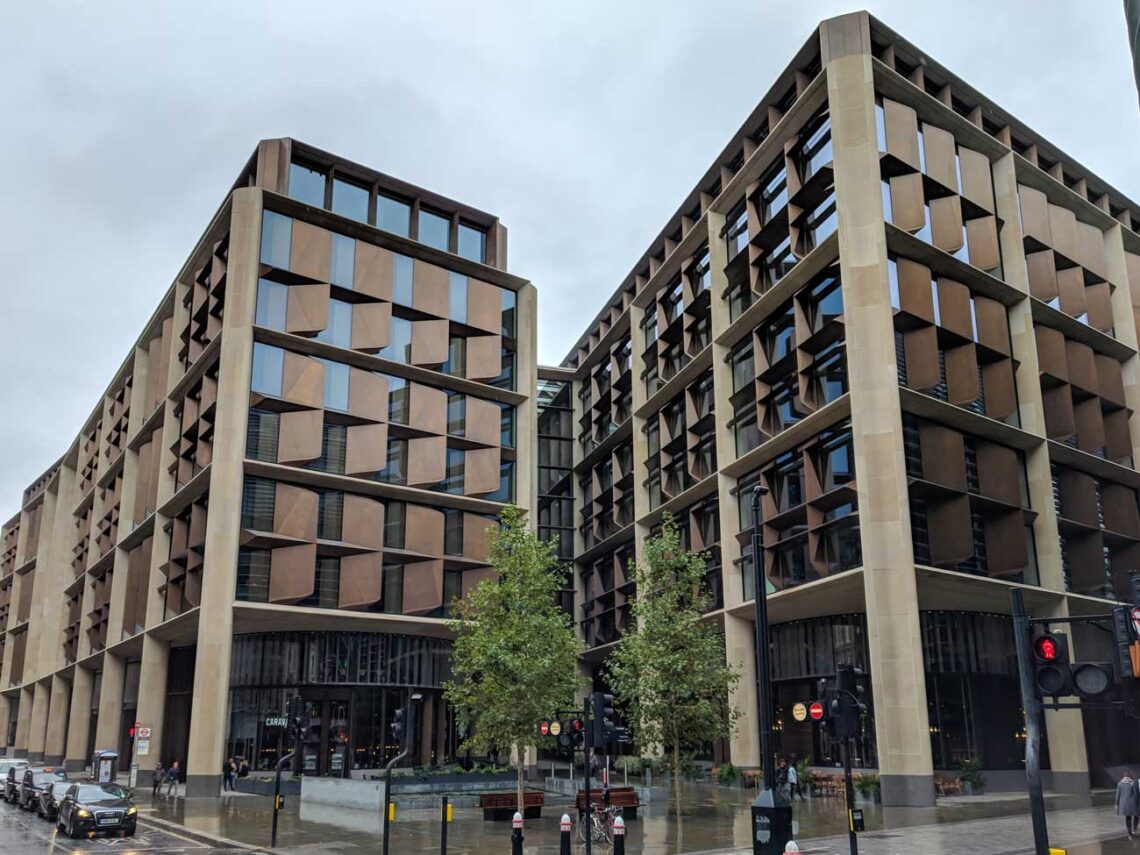 Sweco: bloomberg european headquarters view from cannon street and walbrook © the wub