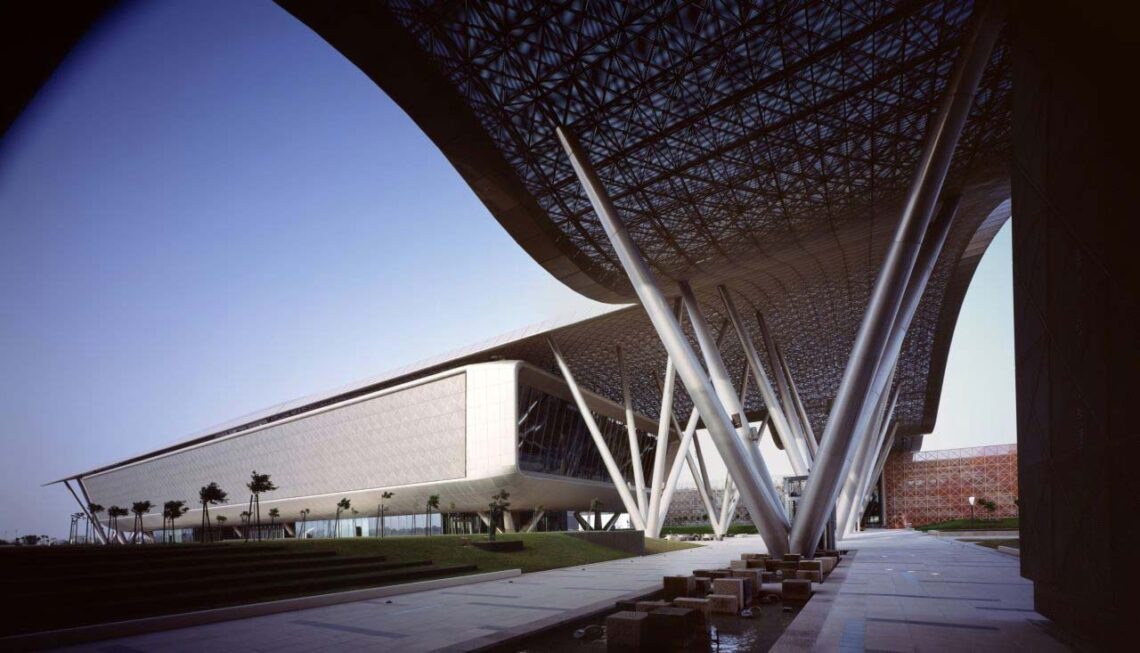 Woods bagot: qatar science and technology park view under veil to incubator building