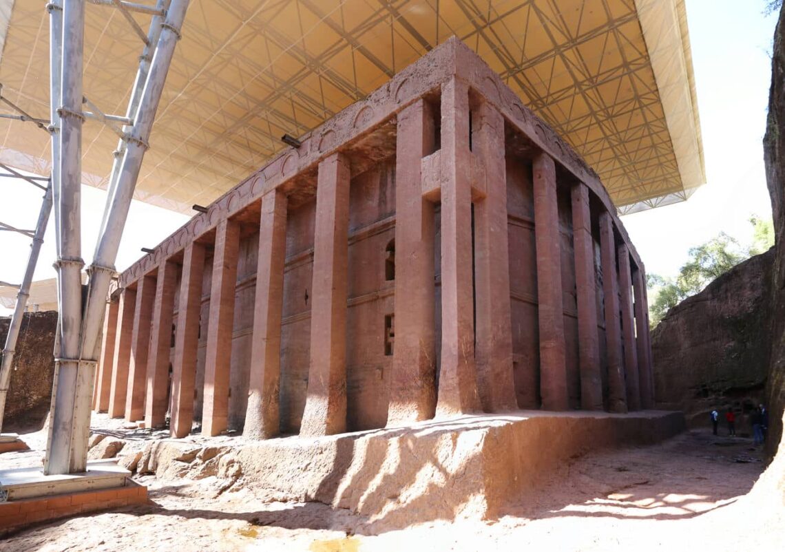 15 Famous Architectural Landmarks In Africa For Architects 190 Architectural landmark: rock-hewn churches of lalibela bete medhane alem ยฉ sailko