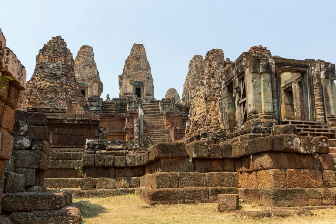 Architectural landmark: angkor wat another view of east mebon © serg alesenko