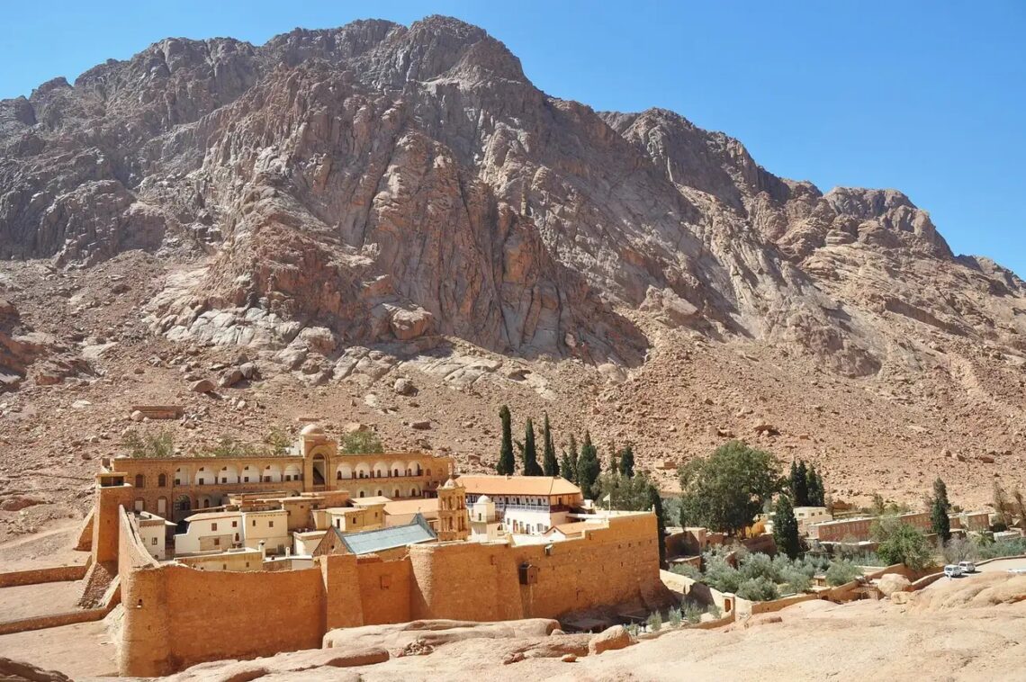 15 Famous Architectural Landmarks In Africa For Architects 214 Architectural landmark: saint catherine monastery high view ยฉ lex