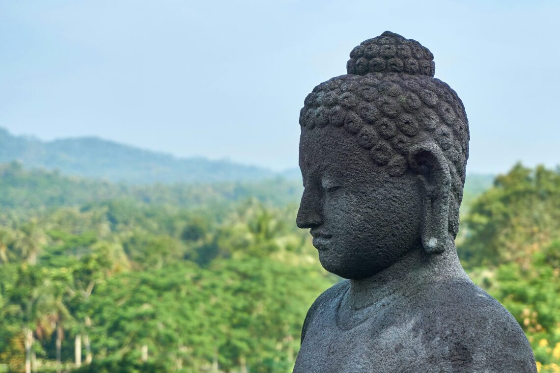 18 Famous Architectural Landmarks In Asia For Architects 278 Architectural landmark: borobudur temple closeup of buddha statue ยฉ valeriano g