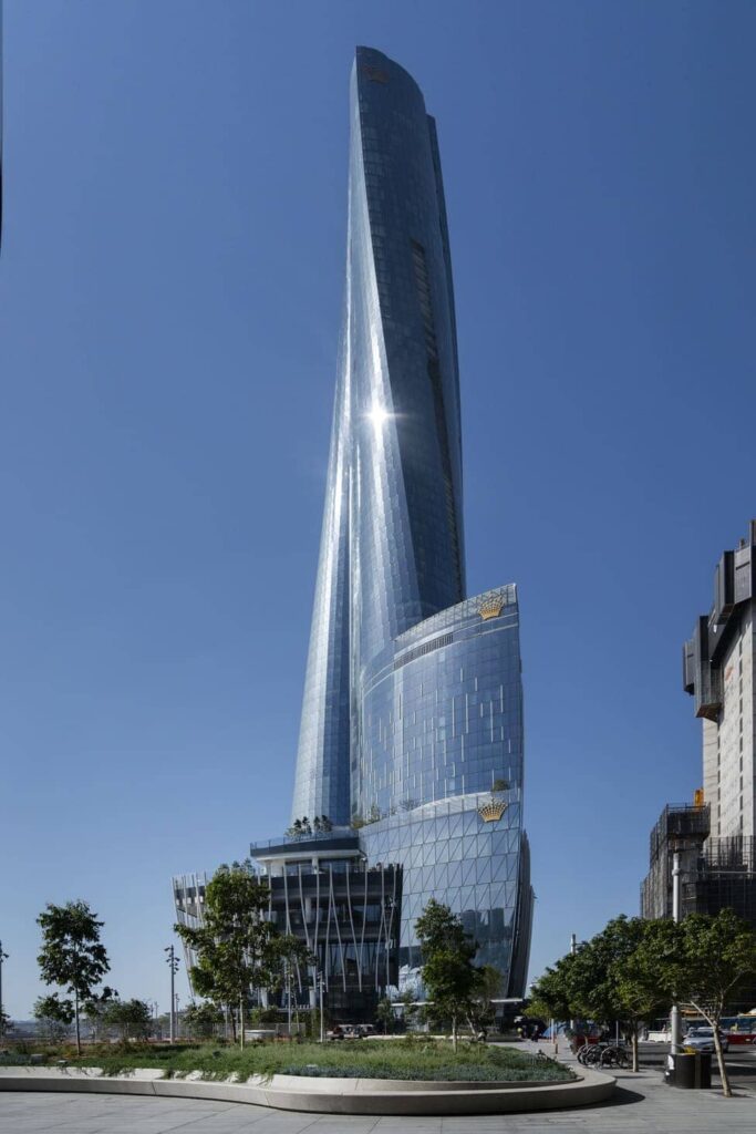 Architectural landmark: crown sydney façade © erin van tuil / knight frank