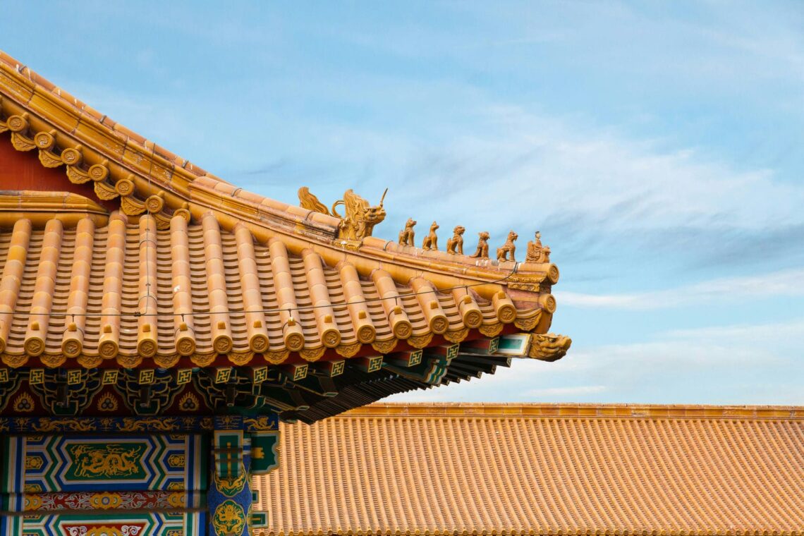 18 Famous Architectural Landmarks In Asia For Architects 301 Architectural landmark: forbidden city roof eaves ยฉ rafik wahba