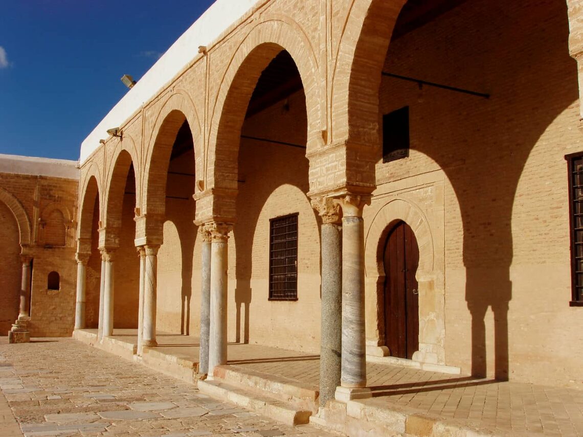 Architectural landmark: great mosque of kairouan courtyard arches © damian entwistle