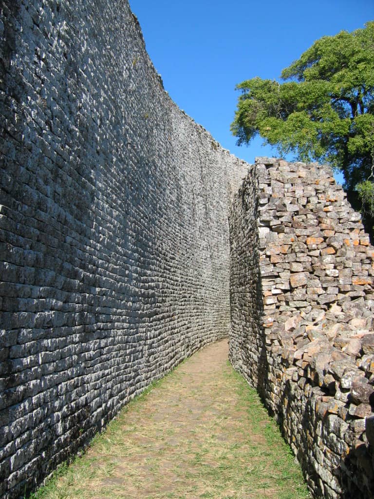 15 Famous Architectural Landmarks In Africa For Architects 200 Architectural landmark: great zimbabwe passageway ยฉ vinz
