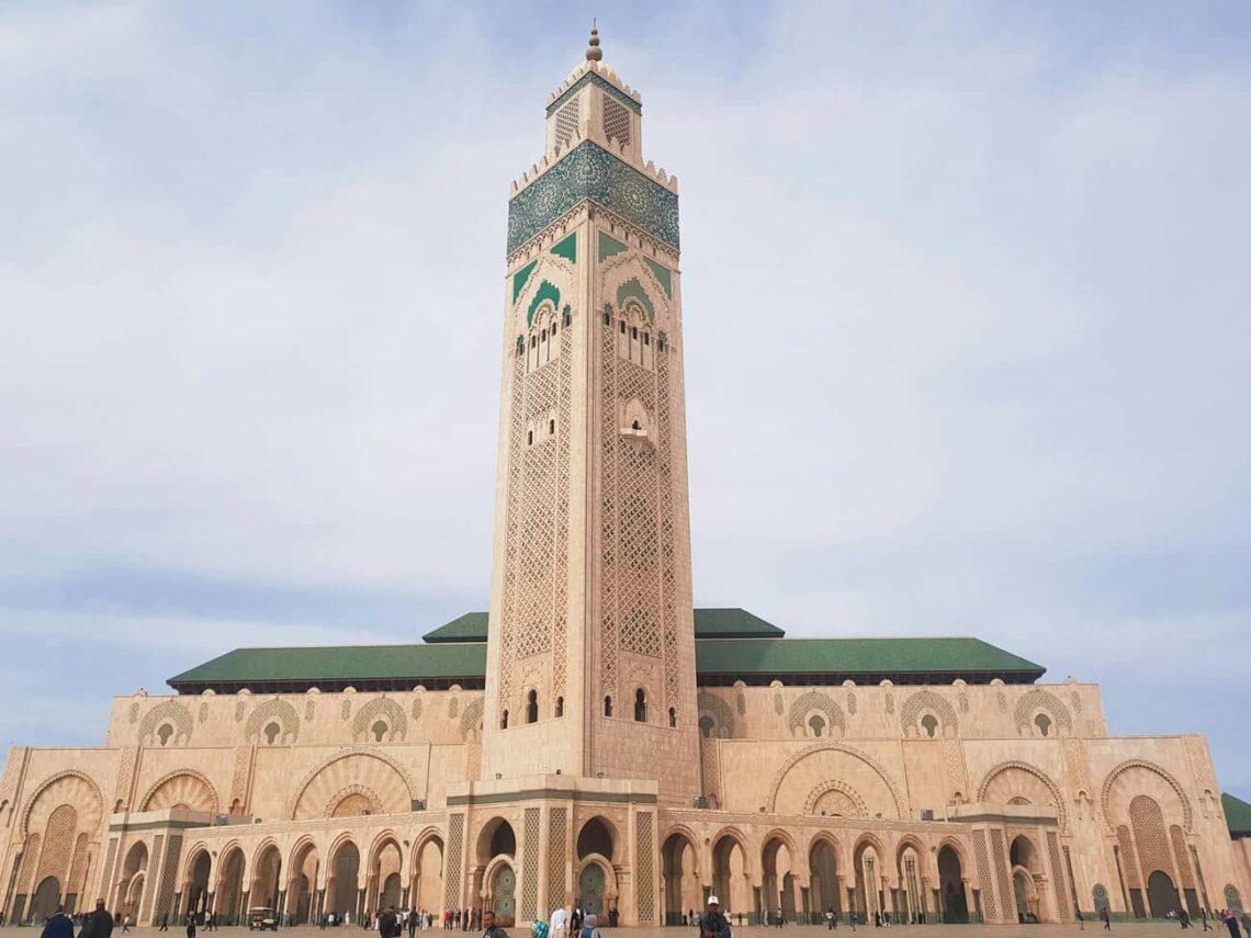 Architectural landmark: hassan ii mosque front © hamza bouchikhi