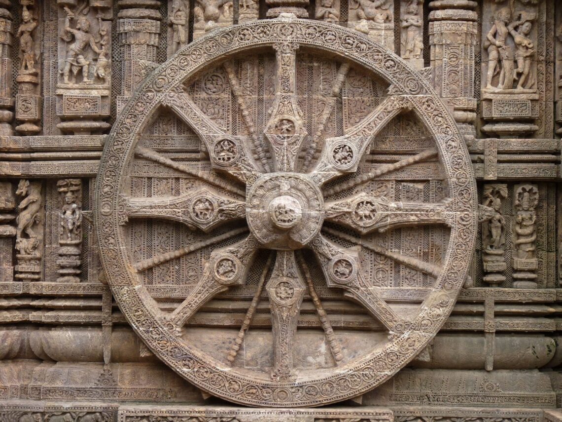 18 Famous Architectural Landmarks In Asia For Architects 442 Architectural landmark: konark sun temple ashoka chakra ยฉ mad cap 2009