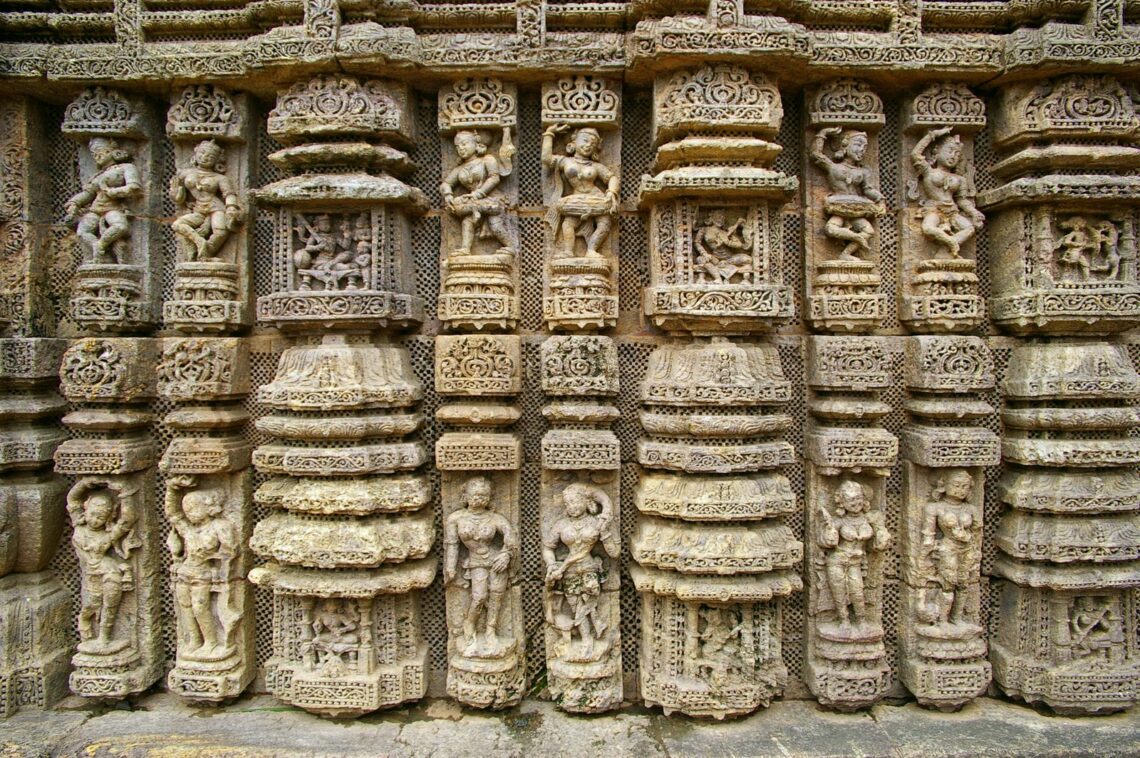 18 Famous Architectural Landmarks In Asia For Architects 440 Architectural landmark: konark sun temple dancing hall sculptures ยฉ pete