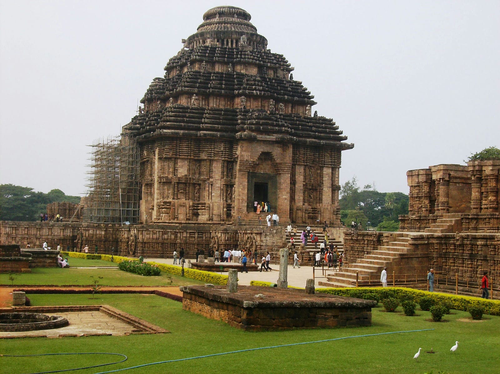 Architectural landmark: konark sun temple façade © achilli family