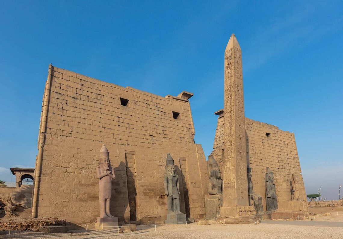 15 Famous Architectural Landmarks In Africa For Architects 164 Architectural landmark: luxor temple faรงade ยฉ diego delso