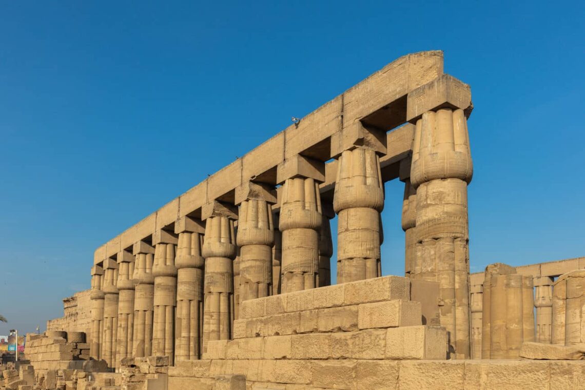 15 Famous Architectural Landmarks In Africa For Architects 167 Architectural landmark: luxor temple suncourt ยฉ diego delso