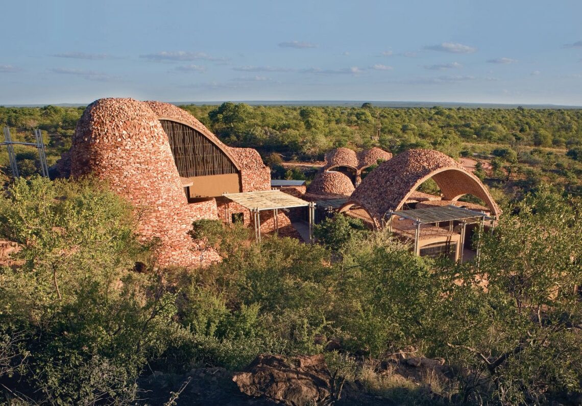 Architectural landmark: mapungubwe interpretation centre high view © obie oberholzer