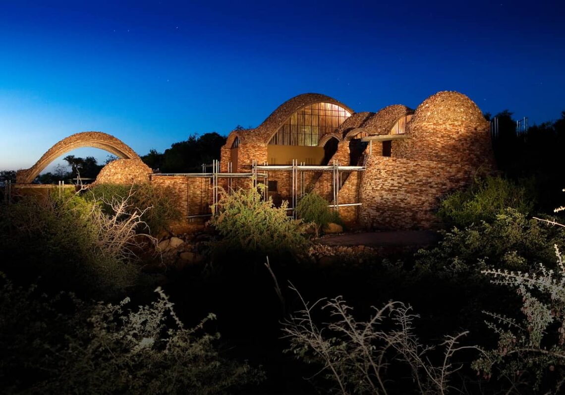 15 Famous Architectural Landmarks In Africa For Architects 143 Architectural landmark: mapungubwe interpretation centre night view ยฉ obie oberholzer