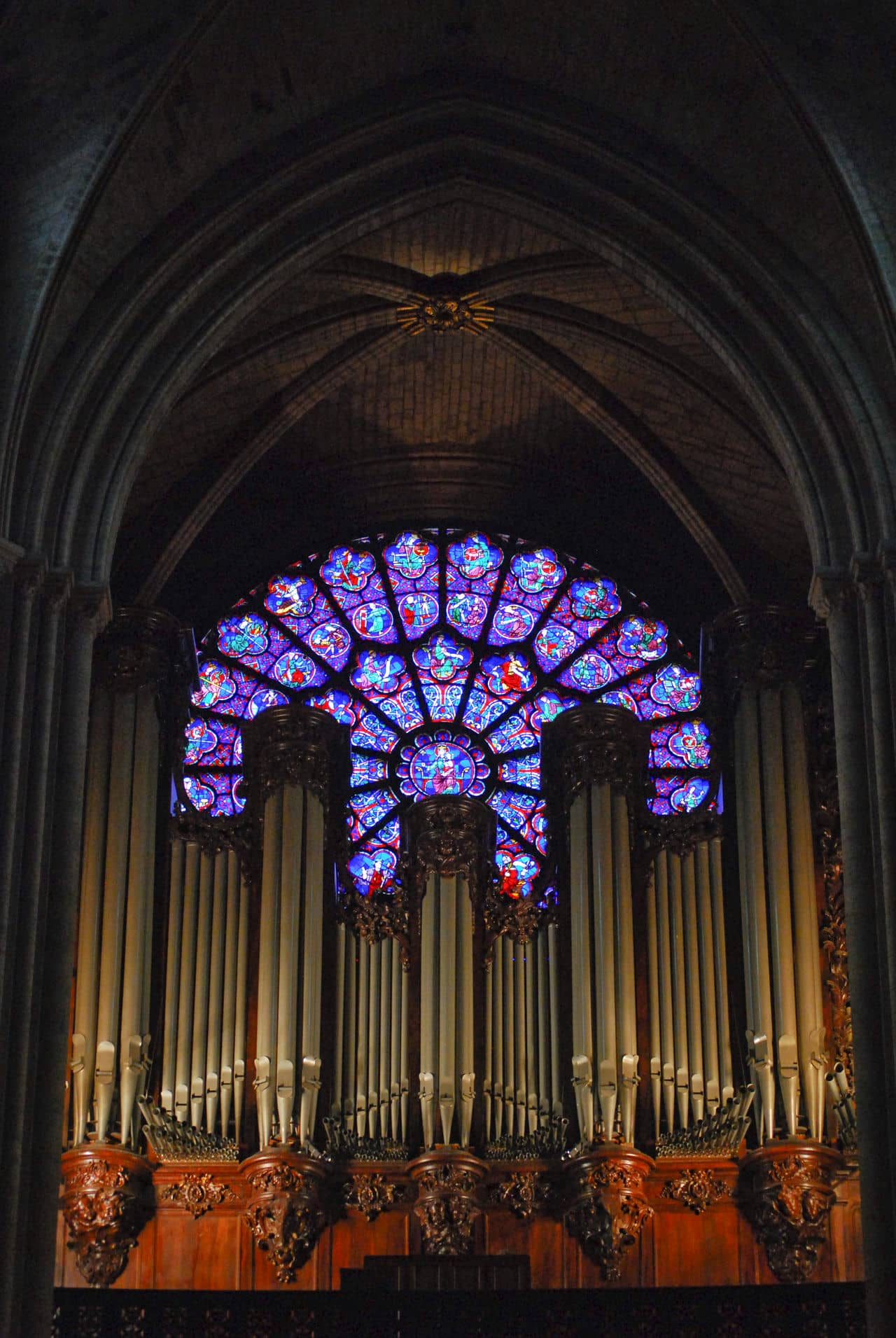Architectural landmark: notre dame cathedral paris great organ © eric chan