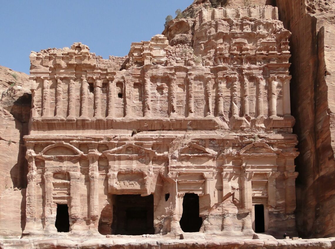 18 Famous Architectural Landmarks In Asia For Architects 409 Architectural landmark: petra palace tomb ยฉ bernard gagnon