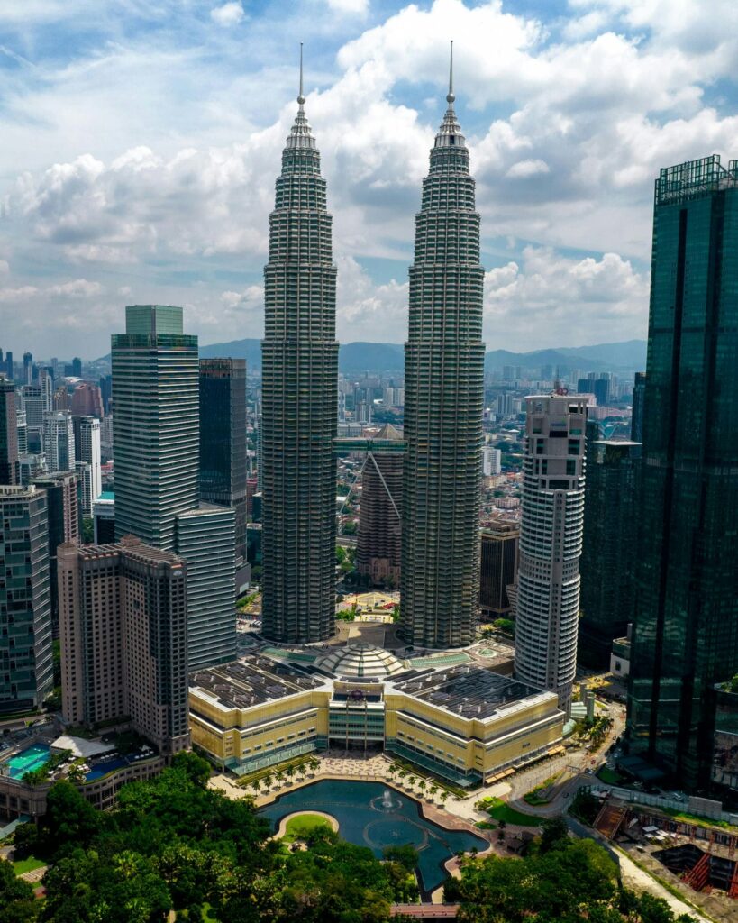 18 Famous Architectural Landmarks In Asia For Architects 265 Architectural landmark: petronas twin towers aerial view ยฉ matteo parisi