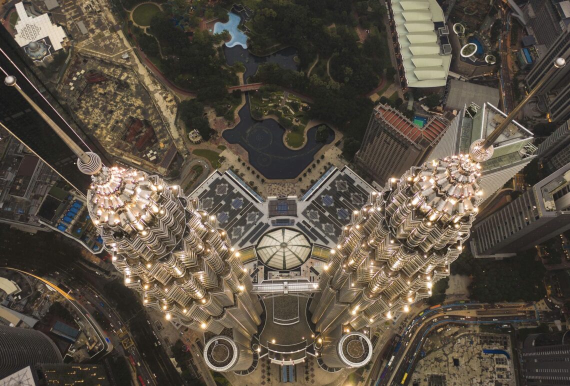 18 Famous Architectural Landmarks In Asia For Architects 267 Architectural landmark: petronas twin towers top view at night ยฉ dadan fitrayana