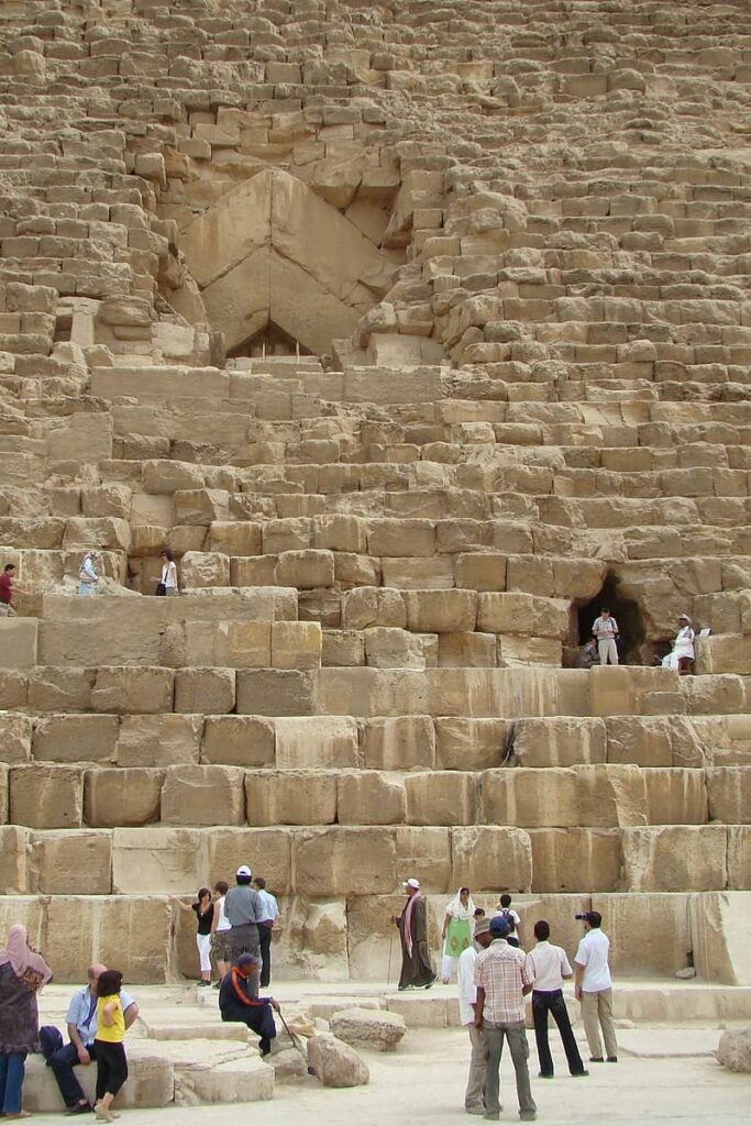 Architectural landmark: pyramids of giza robbers tunnel © hajotthu