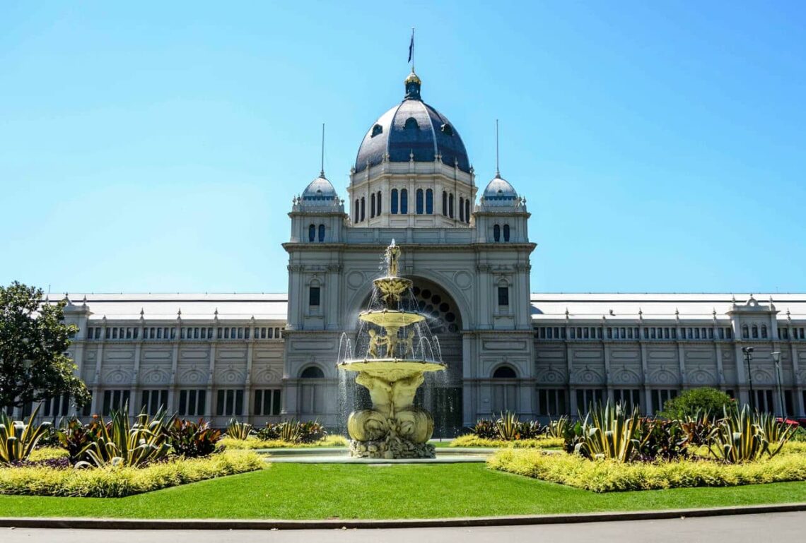 Architectural landmark: royal exhibition building south side © lj alan