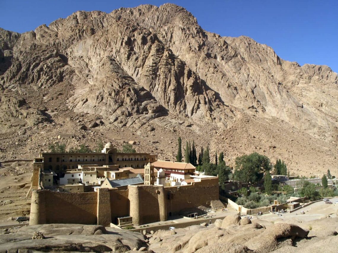 15 Famous Architectural Landmarks In Africa For Architects 219 Architectural landmark: saint catherine monastery southwest ยฉ joonas plaan