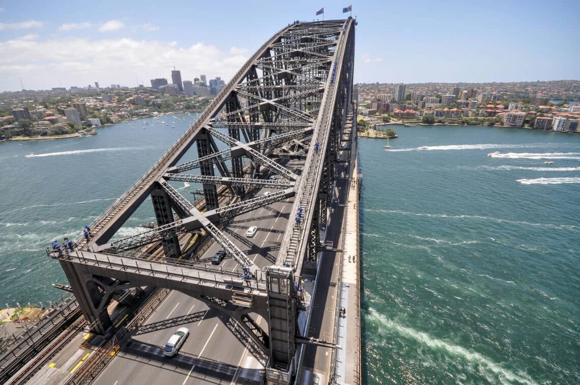 Architectural landmark: sydney harbour bridge bridge climb © jorge láscar