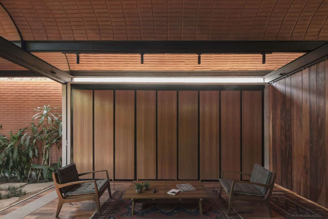 Intermediate House / Equipo De Arquitectura 24 Intermediate house / equipo de arquitectura