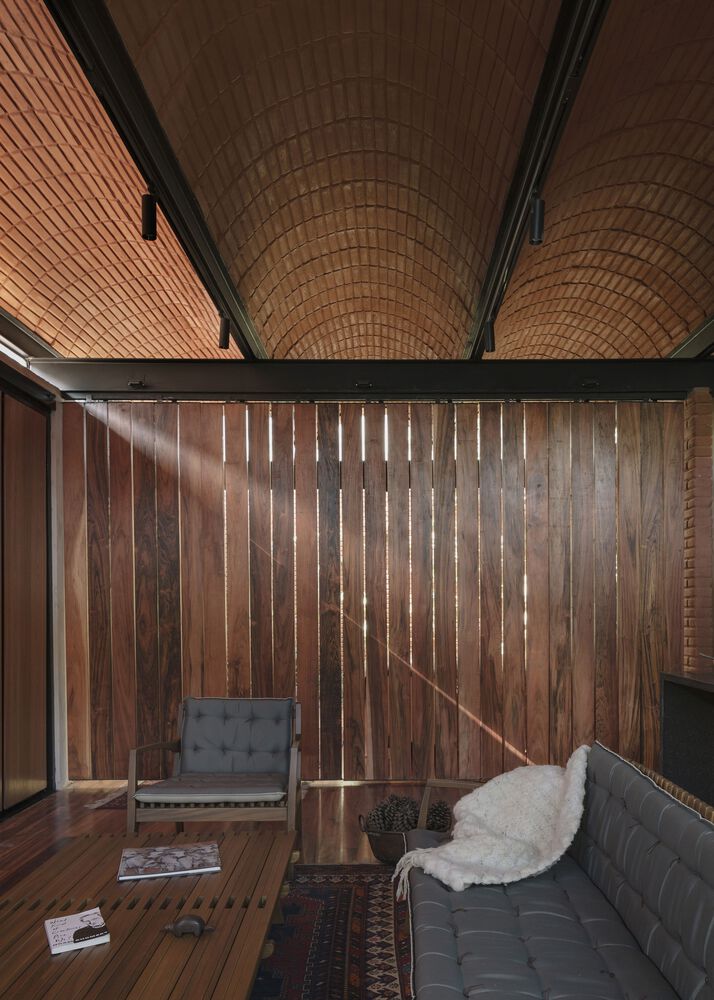 Intermediate House / Equipo De Arquitectura 11 Intermediate house / equipo de arquitectura