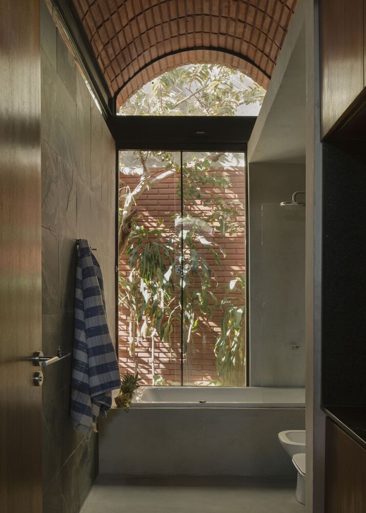 Intermediate House / Equipo De Arquitectura 13 Intermediate house / equipo de arquitectura