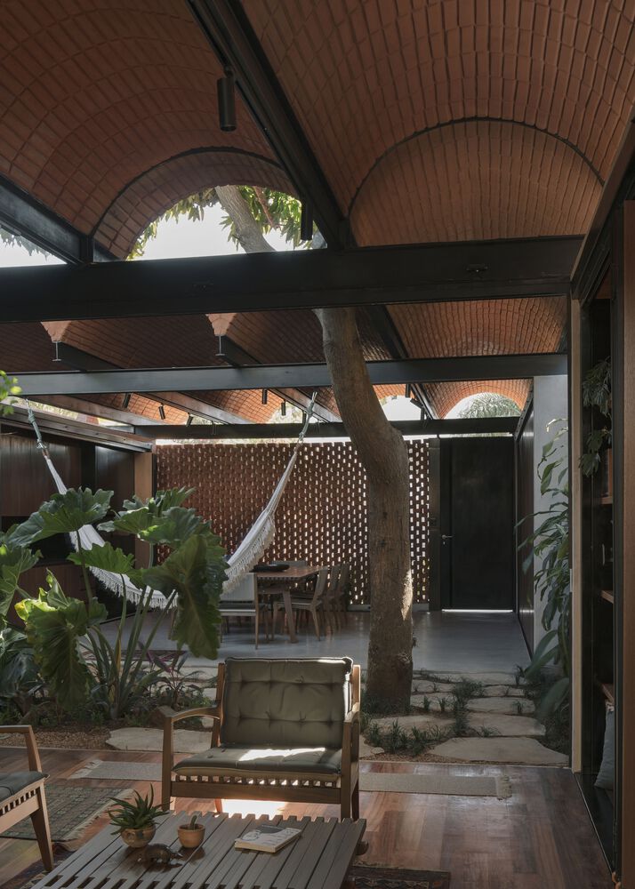 Intermediate House / Equipo De Arquitectura 32 Intermediate house / equipo de arquitectura