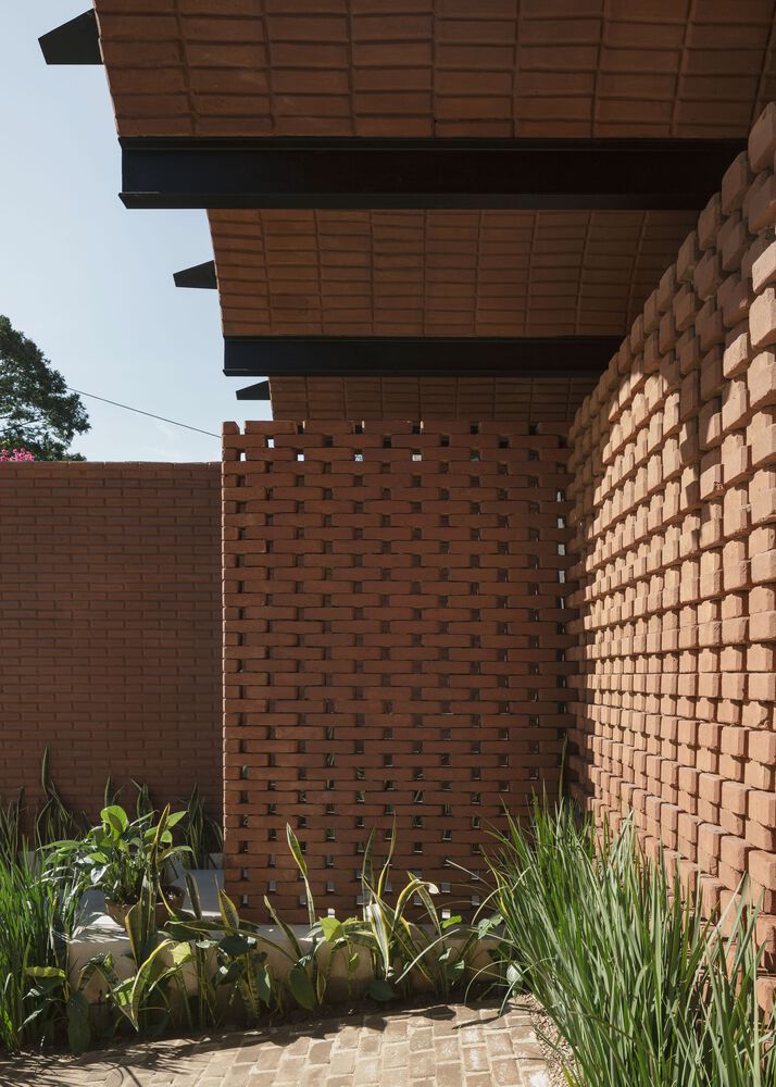 Intermediate House / Equipo De Arquitectura 37 Intermediate house / equipo de arquitectura