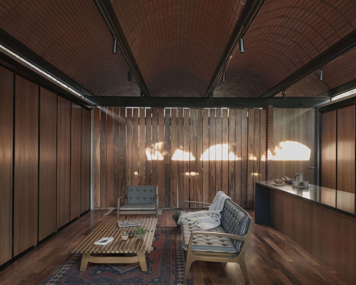 Intermediate House / Equipo De Arquitectura 4 Intermediate house / equipo de arquitectura